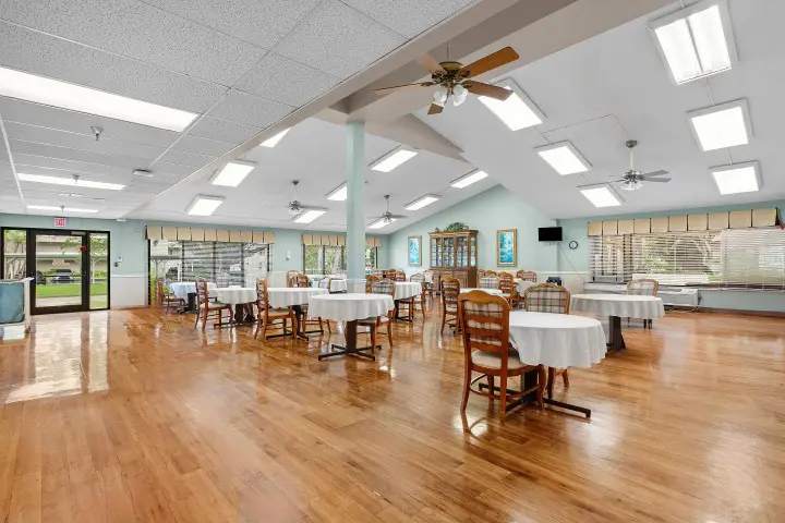007-3601LakewoodBoulevard-Naples-FL-34112-FULL (Small)