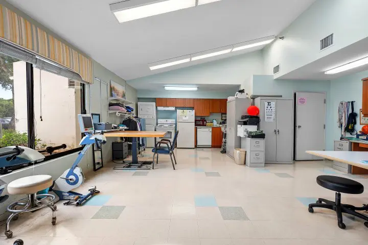 031-3601LakewoodBoulevard-Naples-FL-34112-FULL (Small)